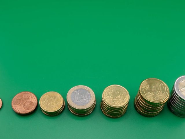 Comparatif prêts à la consommation : TAEG, durée, frais