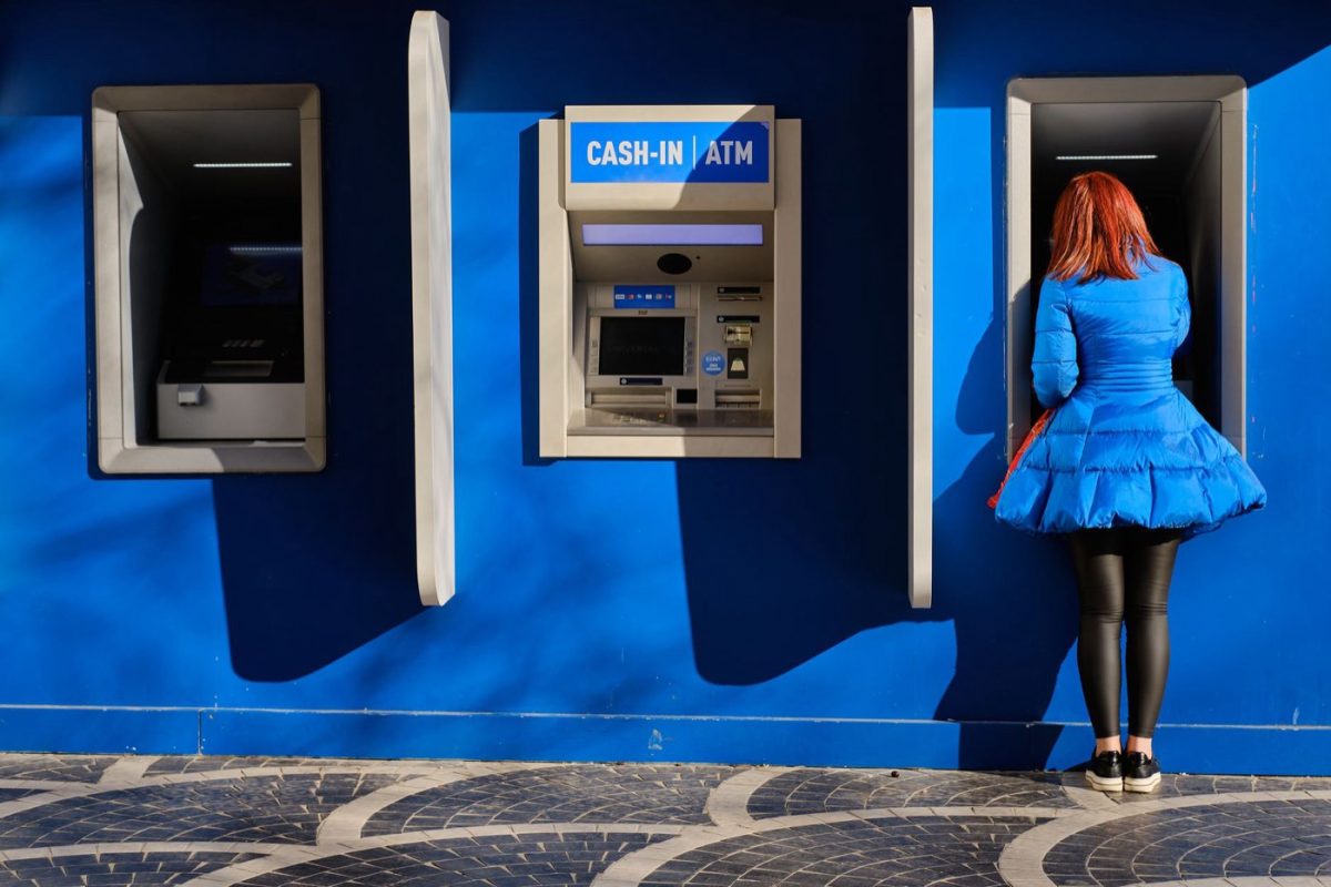 Se protéger des arnaques aux faux services financiers
