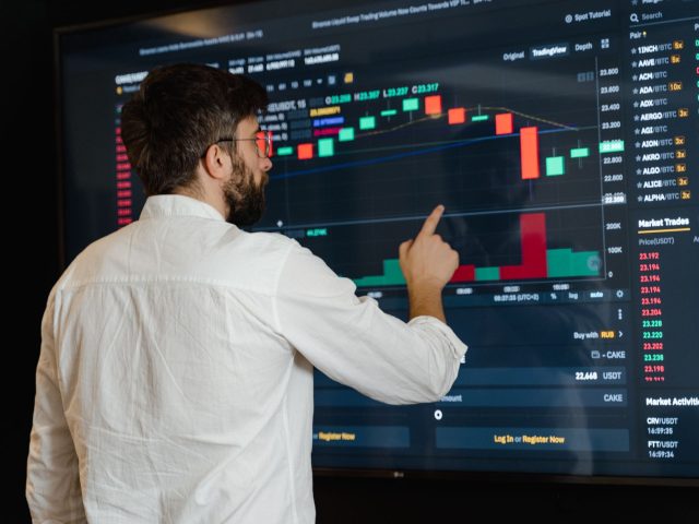 LVMH perd un tiers de sa valeur : faut-il revoir vos investissements ?