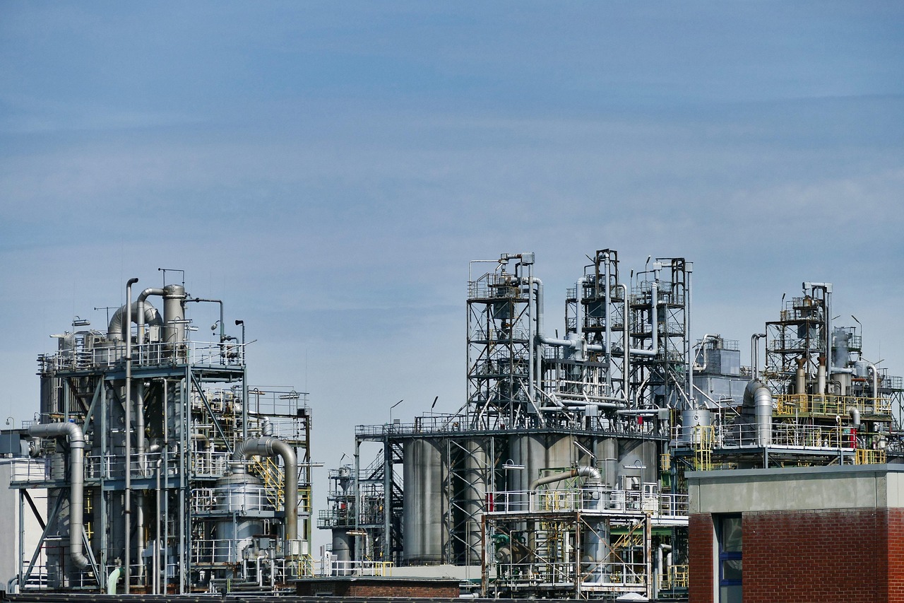Chute des prix du pétrole : un effet domino sur la Bourse de Paris ?